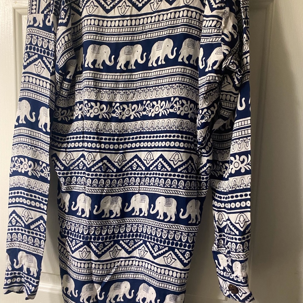 Beautiful Tunic - Picture 2 of 2